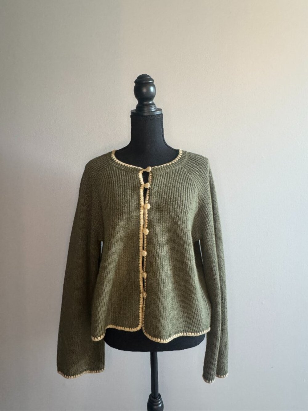 Vestique Green two toned Sweater Button up Army green - M -349 New with tags